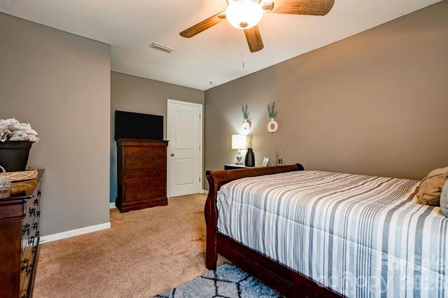 3219 Pikes Peak Drive, Gastonia, NC 28052