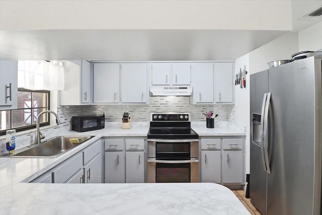 6940 SE 52ND STREET, Ocala, FL 34472