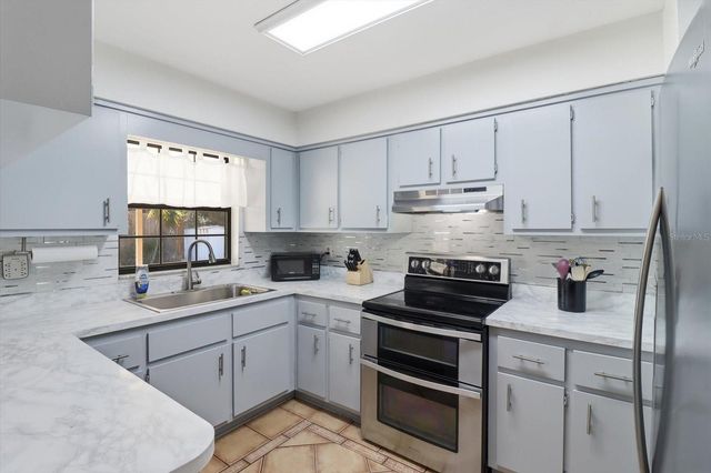 6940 SE 52ND STREET, Ocala, FL 34472