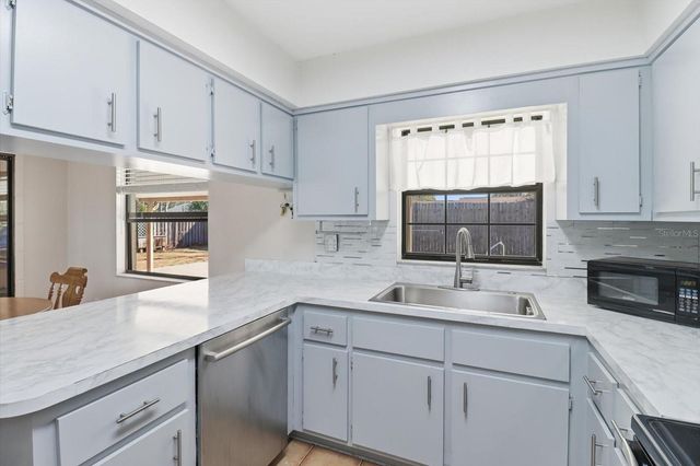 6940 SE 52ND STREET, Ocala, FL 34472