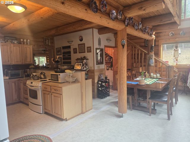 64276 TAMARACK Rd, Lostine, OR 97857