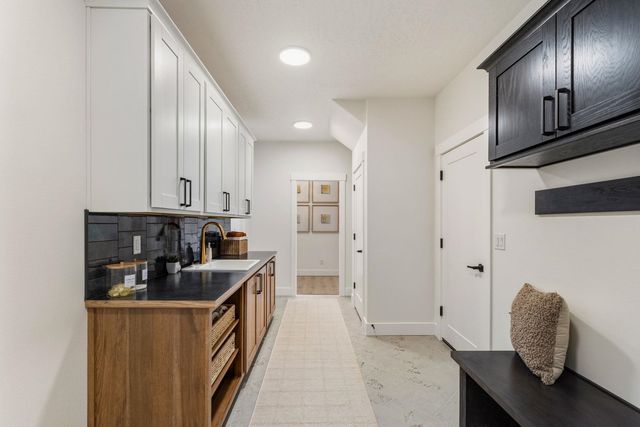 12293 N Valencia Ave, Spokane, WA 99218