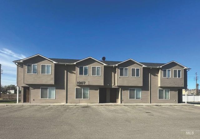1907 E Railroad Street, Nampa, ID 83687 property photo