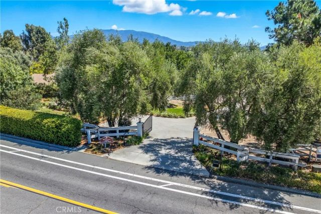 30605 De Portola Road, Temecula, CA 92592