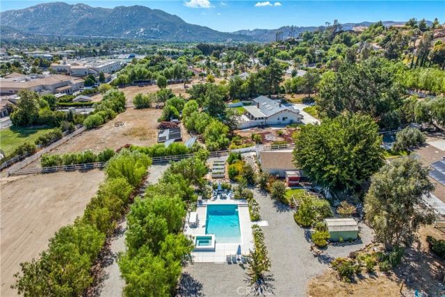 30605 De Portola Road, Temecula, CA 92592