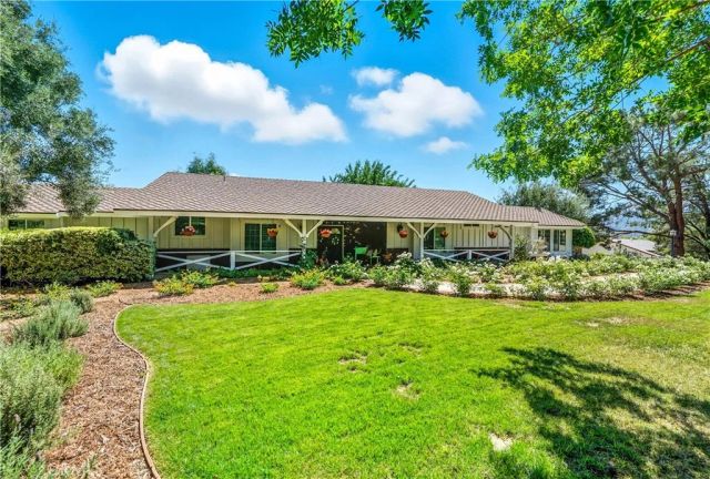 30605 De Portola Road, Temecula, CA 92592