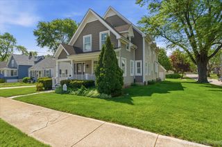 534 Walnut Street, Batavia, IL 60510