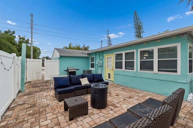 117 41ST AVENUE NE, St Petersburg, FL 33703