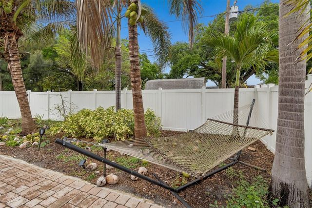 117 41ST AVENUE NE, St Petersburg, FL 33703