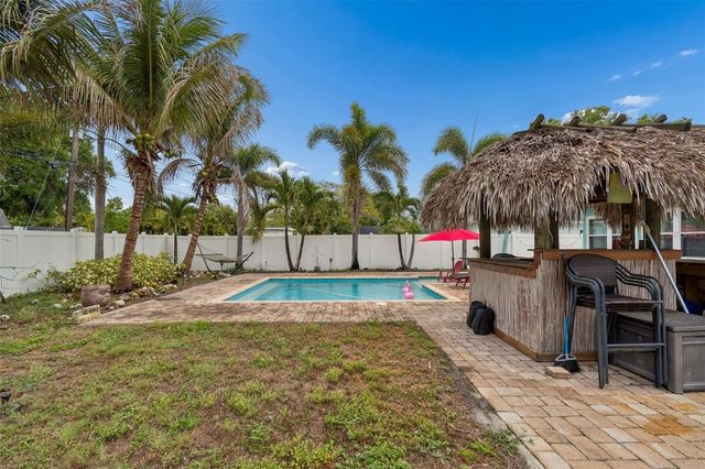 117 41ST AVENUE NE, St Petersburg, FL 33703