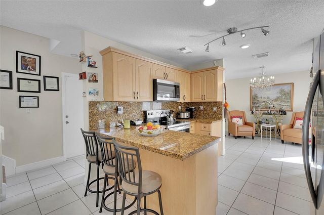 15150 SW 49th St, Miramar, FL 33027