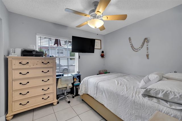 15150 SW 49th St, Miramar, FL 33027