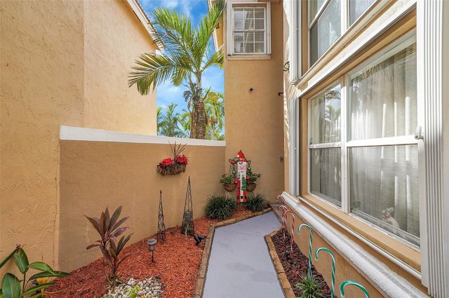 15150 SW 49th St, Miramar, FL 33027