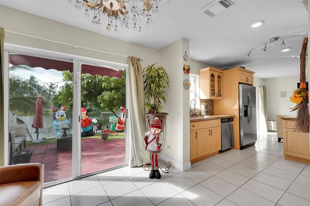 15150 SW 49th St, Miramar, FL 33027