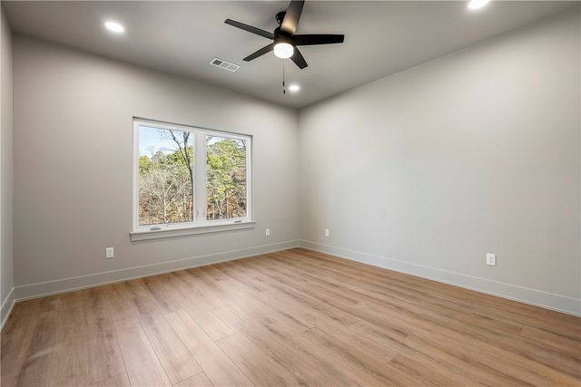 30 Lyndhurst Drive, Bella Vista, AR 72714