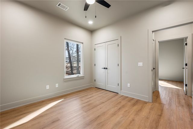 30 Lyndhurst Drive, Bella Vista, AR 72714