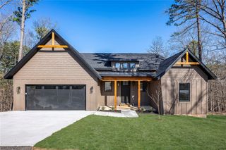 30 Lyndhurst Drive, Bella Vista, AR 72714