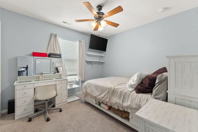 1167 Kinner Drive, Chesterton, IN 46304