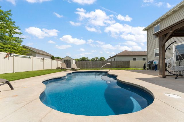 1167 Kinner Drive, Chesterton, IN 46304