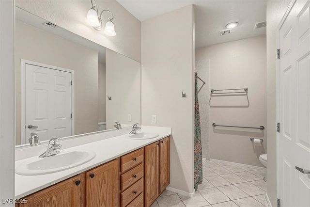 2312 Peaceful Moon Street, Henderson, NV 89044