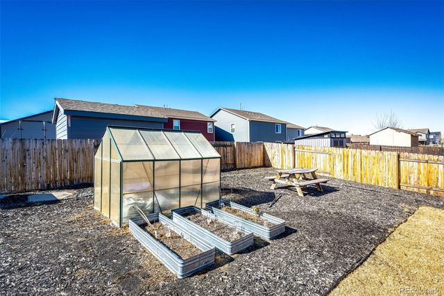 325 Walnut Street, Bennett, CO 80102