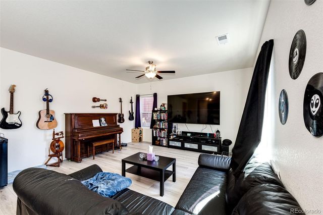 325 Walnut Street, Bennett, CO 80102