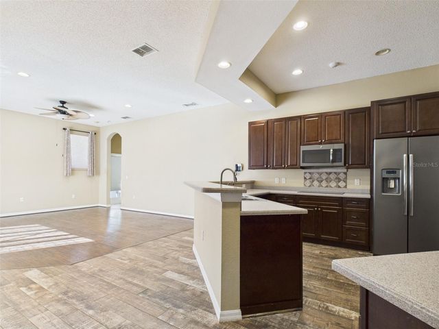 2533 WOOD POINTE DRIVE, Holiday, FL 34691