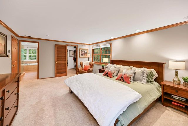 9506 N Wakefield COURT, Bayside, WI 53217