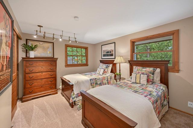 9506 N Wakefield COURT, Bayside, WI 53217