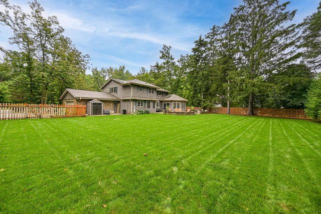 9506 N Wakefield COURT, Bayside, WI 53217