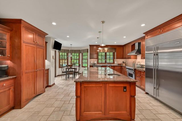 9506 N Wakefield COURT, Bayside, WI 53217