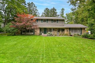 9506 N Wakefield COURT, Bayside, WI 53217