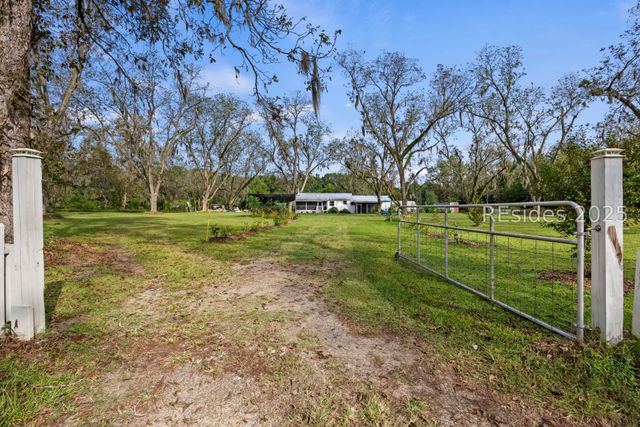 196 Country Craft Rd, Estill, SC 29918