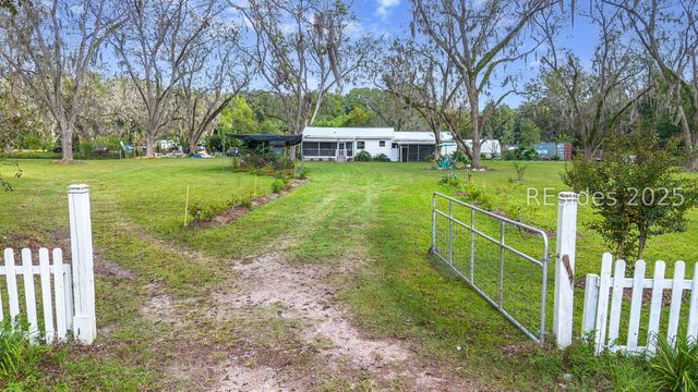 196 Country Craft Rd, Estill, SC 29918