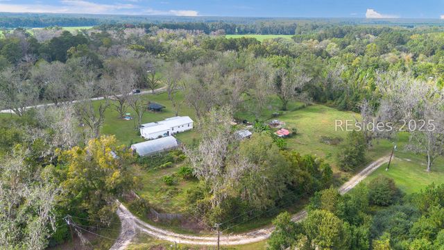 196 Country Craft Rd, Estill, SC 29918