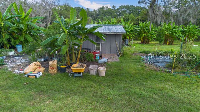 196 Country Craft Rd, Estill, SC 29918