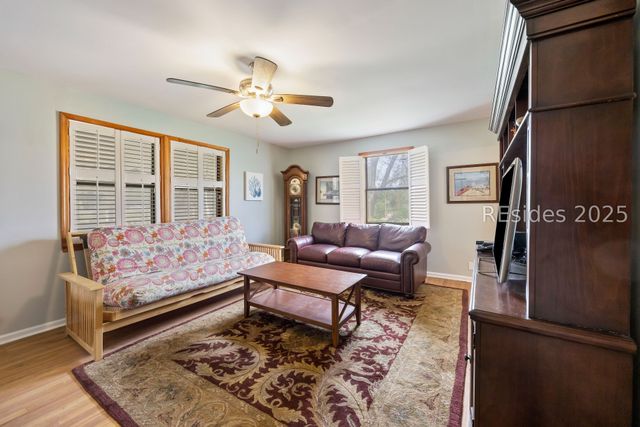 196 Country Craft Rd, Estill, SC 29918