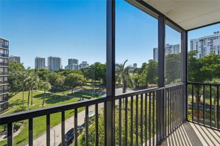 3401 N Country Club Dr 519, Aventura, FL 33180