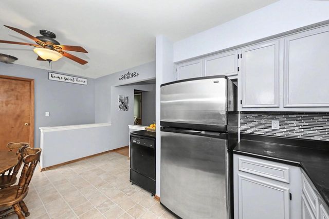 2915 Thornapple COURT, Racine, WI 53402