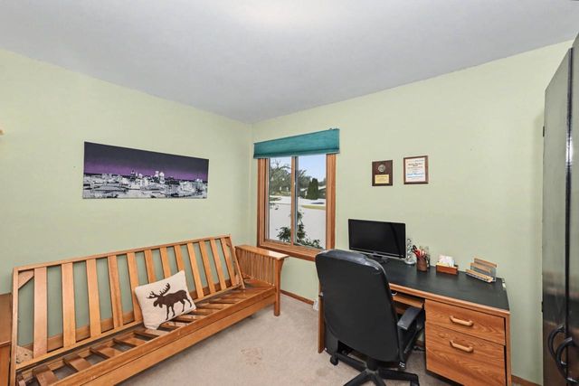 2915 Thornapple COURT, Racine, WI 53402