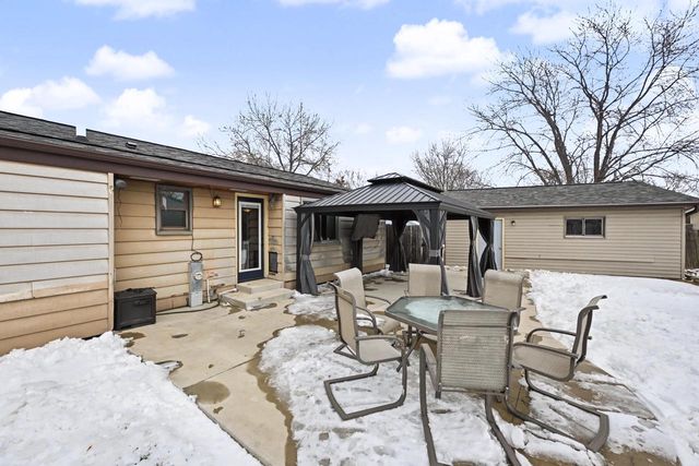 2915 Thornapple COURT, Racine, WI 53402