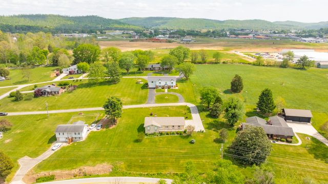 74 Stonehedge Court, Monticello, KY 42633