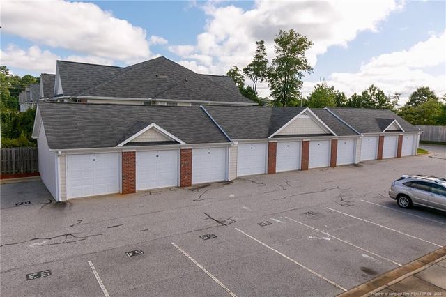 3940 Bardstown Ct Court 201, Fayetteville, NC 28304