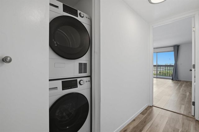 2475 Jefferson Street 103, Carlsbad, CA 92008