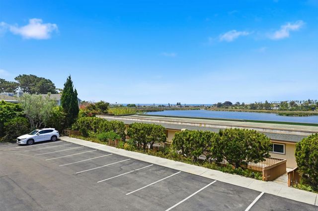 2475 Jefferson Street 103, Carlsbad, CA 92008