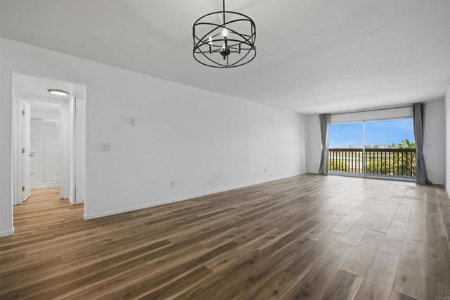 2475 Jefferson Street 103, Carlsbad, CA 92008