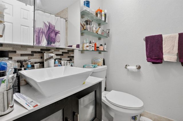 12017 NW 13th St, Pembroke Pines, FL 33026