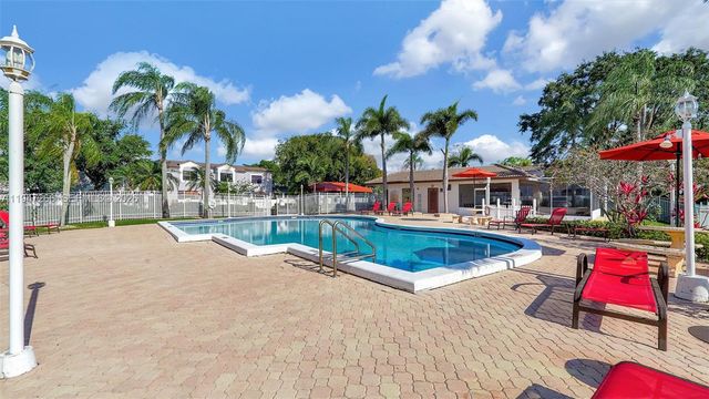12017 NW 13th St, Pembroke Pines, FL 33026