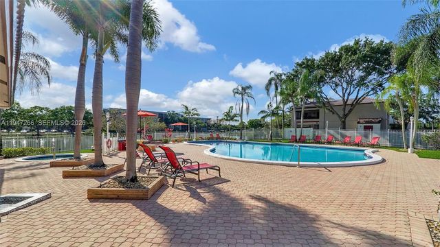 12017 NW 13th St, Pembroke Pines, FL 33026