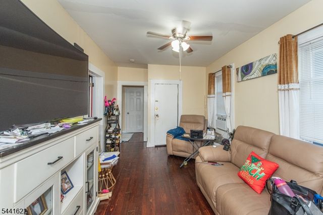 83 Winans Ave, Newark City, NJ 07108